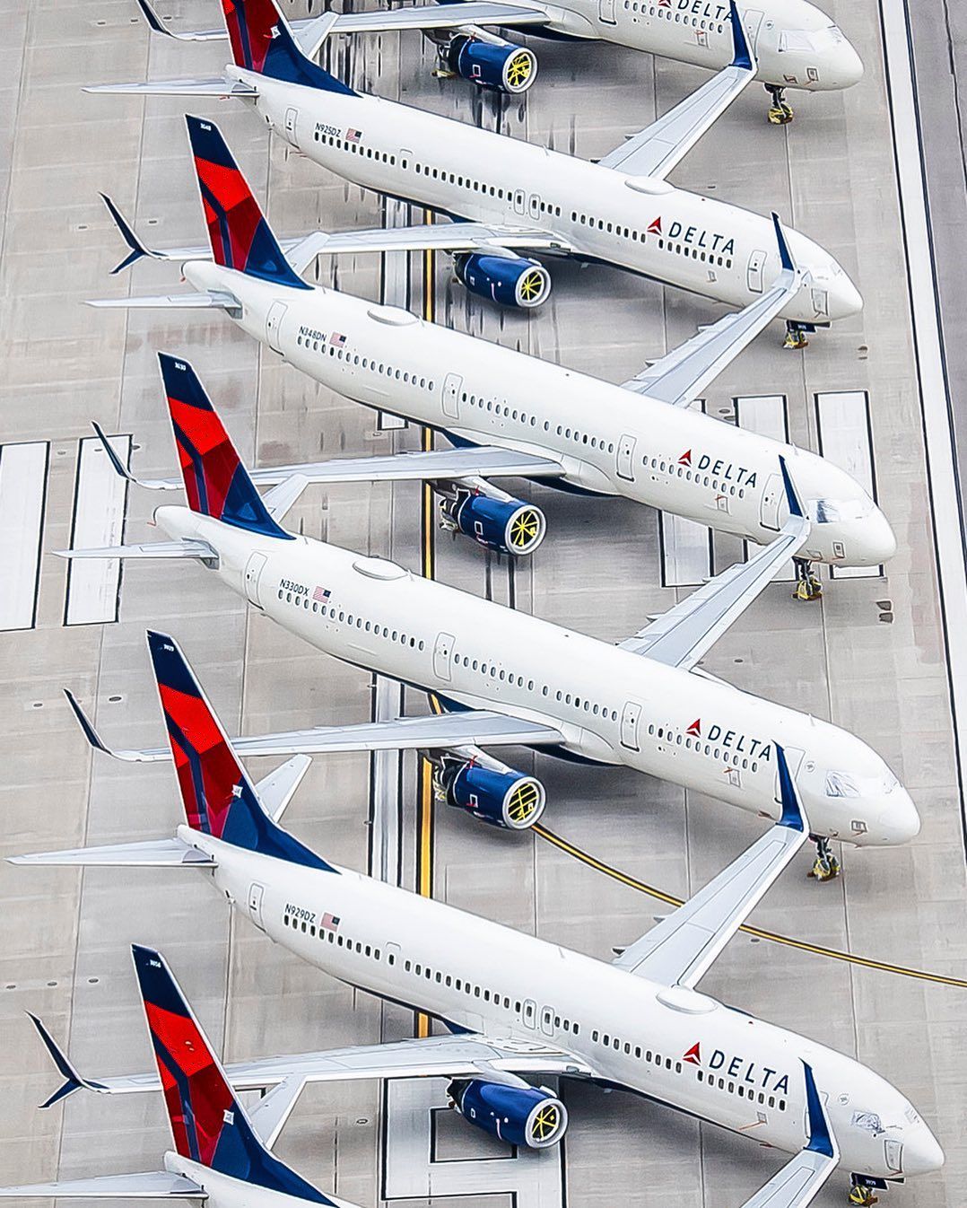 Delta DL39 Return to LAX