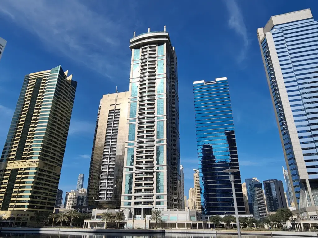 JLT Cluster E Dubai: Location, Metro, Buildings & Visitor Guide